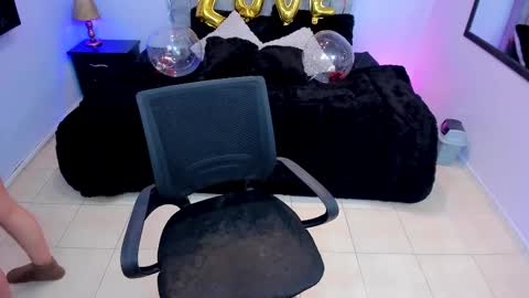           online show from February 15, 8:11 am