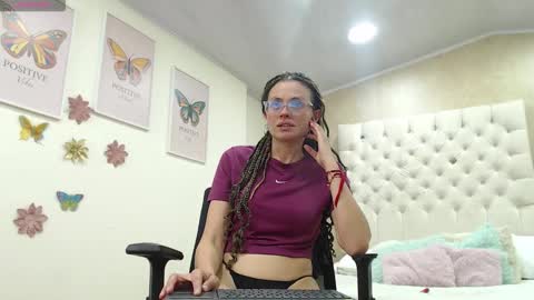 lanaemerson online show from September 10, 7:48 pm