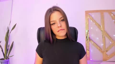 Snapshot of lanajones_ chatting on March 6, 12:41 pm LanaJones online show from March 6, 12:41 pm