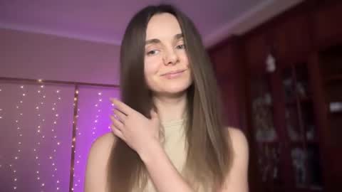 Snapshot of lanaloulou chatting on February 24, 4:04 pm Lana online show from February 24, 4:04 pm
