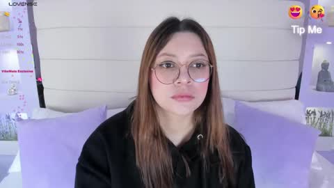 Lanna online show from February 25, 11:43 am