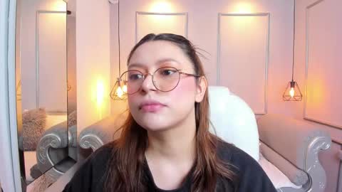 Lanna online show from March 8, 11:48 am