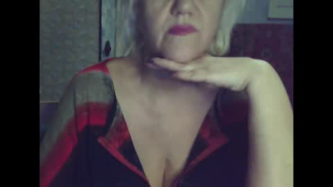 larisaq4ugo24 online show from February 5, 8:04 pm