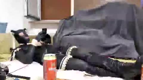 Snapshot of latexmaid69 chatting on February 7, 1:58 am Latexmaid69 online show from February 7, 1:58 am