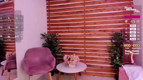 Snapshot of laura_bonnet_ chatting on September 16, 5:16 pm Laura Bonnet online show from September 16, 5:16 pm