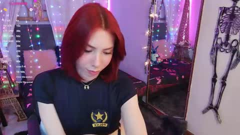 Snapshot of laura_olssen chatting on February 26, 12:38 pm Kate online show from February 26, 12:38 pm