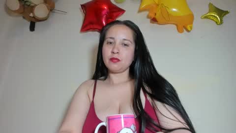 Snapshot of laureen777 chatting on March 2, 12:01 pm laureen777 online show from March 2, 12:01 pm