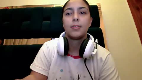 Snapshot of laurent0502 chatting on January 14, 5:08 am Laurent online show from January 14, 5:08 am
