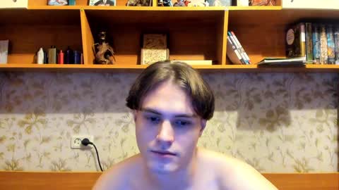 Snapshot of lazaret1k chatting on December 11, 11:00 pm Vladi online show from December 11, 11:00 pm