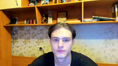 Snapshot of lazaret1k chatting on December 24, 1:06 pm Vladi online show from December 24, 1:06 pm