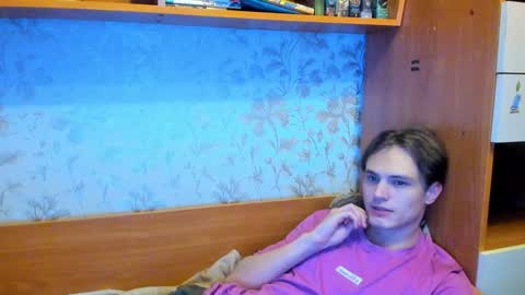Snapshot of lazaret1k chatting on January 9, 4:30 am Vladi online show from January 9, 4:30 am