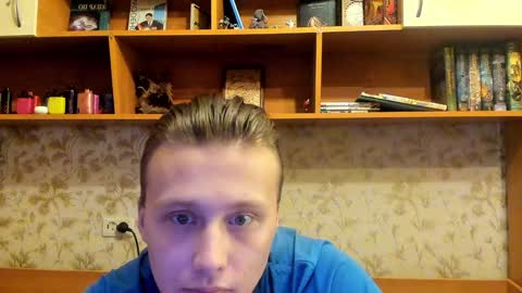 Snapshot of lazaret1k chatting on January 24, 8:55 am Vladi online show from January 24, 8:55 am