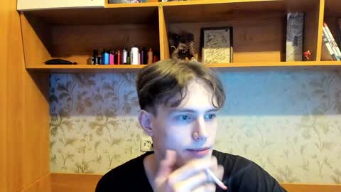 Snapshot of lazaret1k chatting on February 8, 9:36 pm Vladi online show from February 8, 9:36 pm