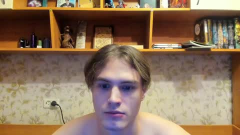 Snapshot of lazaret1k chatting on December 16, 9:52 pm Vladi online show from December 16, 9:52 pm