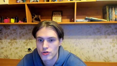 Snapshot of lazaret1k chatting on January 25, 5:51 am Vladi online show from January 25, 5:51 am