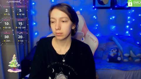 Snapshot of leah__gotty chatting on December 18, 2:38 pm Leah Gotty online show from December 18, 2:38 pm