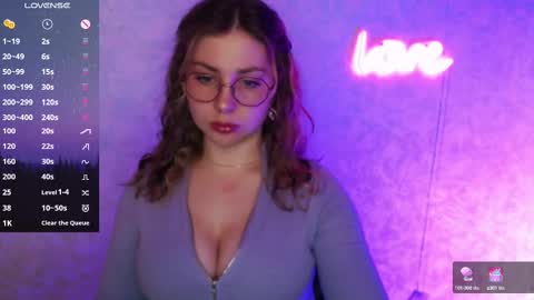 Leah Barton online show from March 11, 3:23 pm