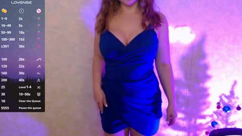 Leah Barton online show from December 26, 2:05 pm
