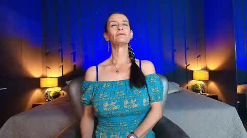 Leana online show from September 12, 11:45 am
