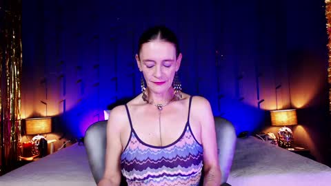 Leana online show from December 30, 11:37 am