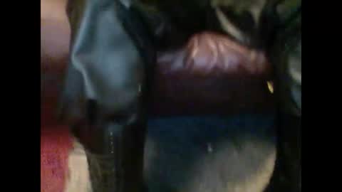 leatherpants68 online show from September 22, 7:29 pm