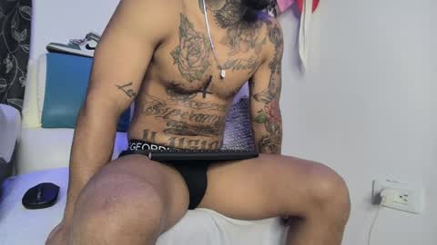 leenar_key online show from February 4, 4:18 pm