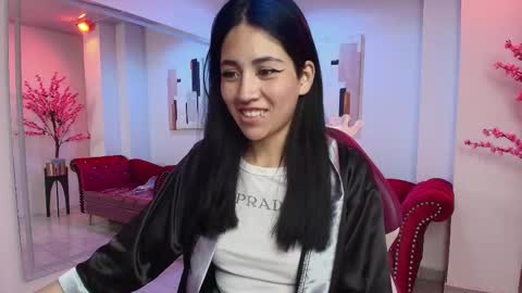 Leia.  online show from March 5, 2:23 pm