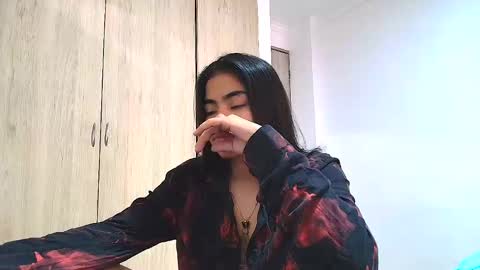 Snapshot of lemondiiu chatting on March 7, 1:40 pm neko lust online show from March 7, 1:40 pm
