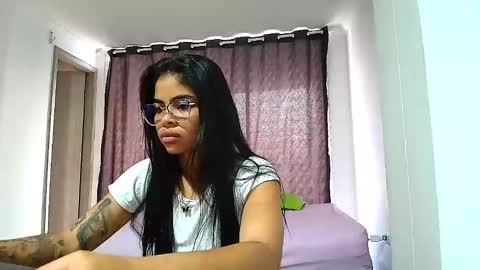 Snapshot of lemondiiu chatting on February 21, 11:33 am neko lust online show from February 21, 11:33 am