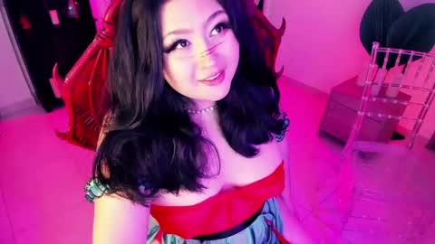 Lenna Kang online show from February 14, 6:51 pm