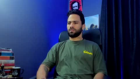Leo  Diaz online show from January 30, 2:58 pm