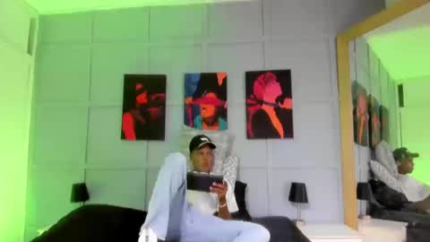 leo_jhonson online show from September 11, 2:51 pm