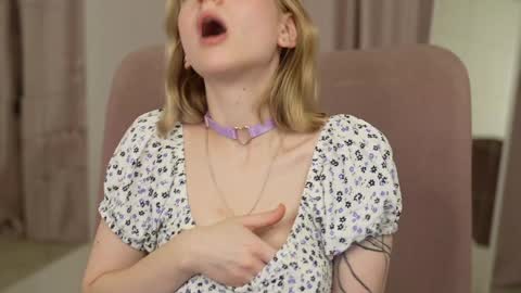  Ashly  online show from December 11, 3:26 pm