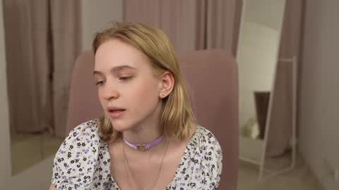  Ashly  online show from December 11, 6:31 pm