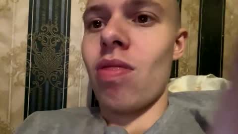 Snapshot of leo_timm chatting on September 11, 12:45 am leo_timm online show from September 11, 12:45 am