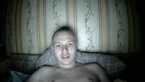 Snapshot of leo_timm chatting on September 9, 11:05 pm leo_timm online show from September 9, 11:05 pm
