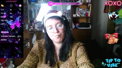 Leona Harrison online show from December 22, 3:22 pm