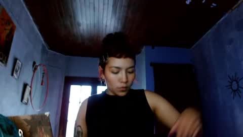 leonela  online show from September 19, 8:34 pm