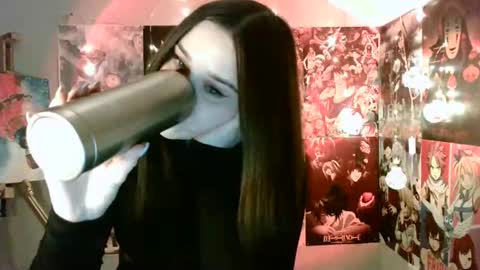 Snapshot of leraaa72 chatting on January 9, 10:20 am little secret online show from January 9, 10:20 am
