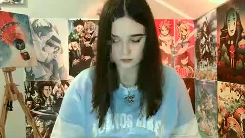 Snapshot of leraaa72 chatting on February 17, 10:18 am little secret online show from February 17, 10:18 am