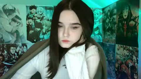 Snapshot of leraaa72 chatting on February 19, 7:06 am little secret online show from February 19, 7:06 am