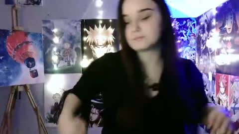 Snapshot of leraaa72 chatting on January 16, 8:22 am little secret online show from January 16, 8:22 am