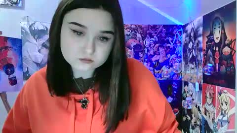 Snapshot of leraaa72 chatting on February 10, 7:26 am little secret online show from February 10, 7:26 am