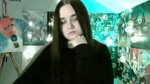 Snapshot of leraaa72 chatting on January 14, 11:42 am little secret online show from January 14, 11:42 am