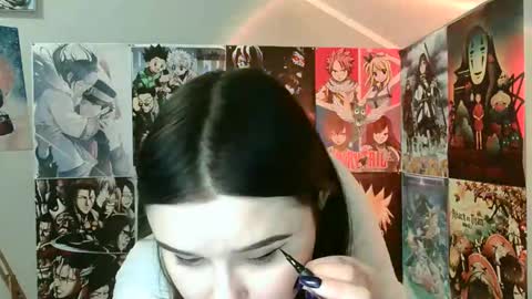 Snapshot of leraaa72 chatting on February 18, 7:10 am little secret online show from February 18, 7:10 am