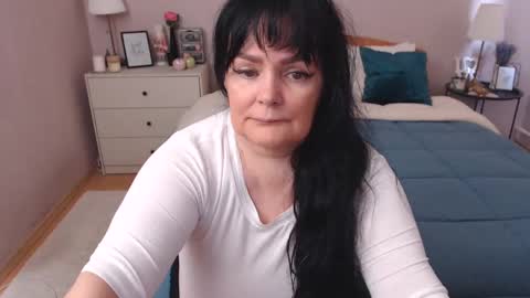 Mary online show from January 14, 1:49 pm
