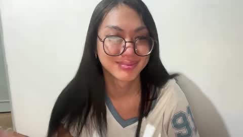 Snapshot of lexi09822 chatting on December 21, 12:16 pm Hev Lexi online show from December 21, 12:16 pm