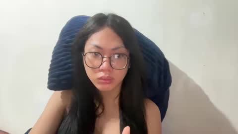 Snapshot of lexi09822 chatting on January 20, 4:01 pm Hev Lexi online show from January 20, 4:01 pm