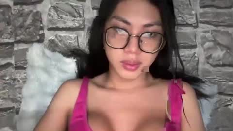 Snapshot of lexi09822 chatting on January 5, 9:37 am Hev Lexi online show from January 5, 9:37 am