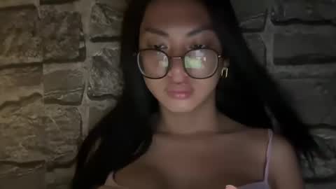 Snapshot of lexi09822 chatting on January 3, 9:36 pm Hev Lexi online show from January 3, 9:36 pm